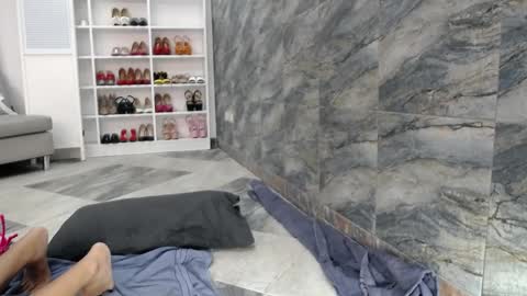 Jeje   special     online show from January 18, 3:16 pm