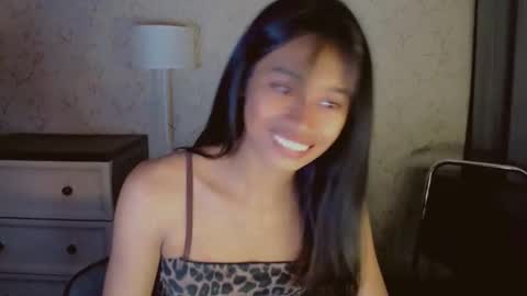 kisses online show from March 15, 10:06 am