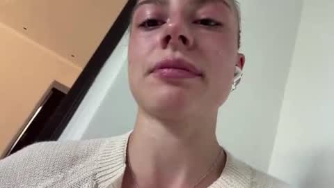 Monica  online show from July 26, 4:15 pm