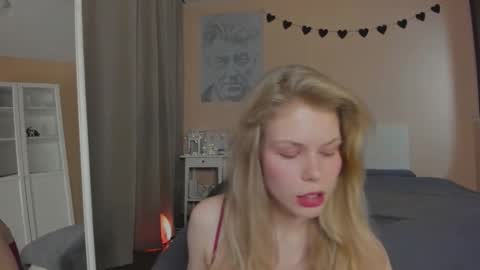 Sasha online show from December 16, 5:24 am