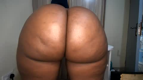 thickiana online show from June 25, 11:13 am