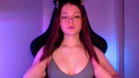 astradream_ online show from October 16, 5:48 pm