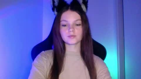 astradream_ online show from October 7, 6:34 pm