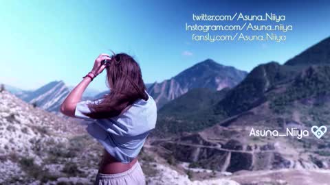 Asuna Niiya - online show from October 14, 4:31 pm