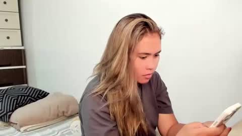 asuzaka27 online show from April 24, 8:06 am