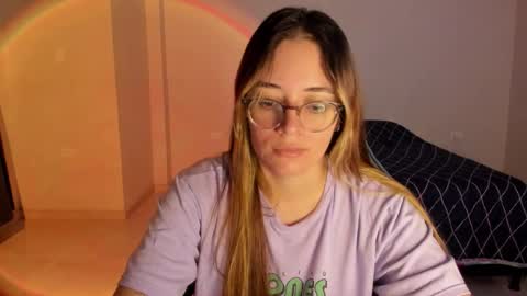 atenas online show from November 9, 10:00 am