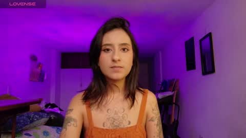 Atenea online show from November 24, 8:55 pm