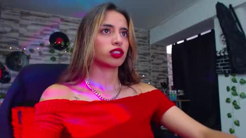 Atenea online show from January 13, 4:51 pm