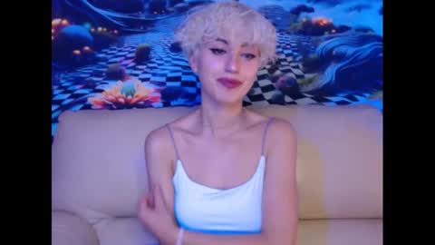 Aubrey online show from December 4, 11:30 am