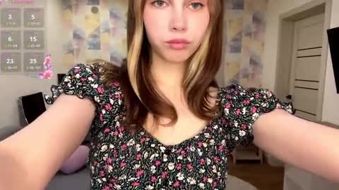 Jolyn online show from April 3, 5:27 am