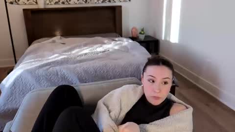 Miss Audrey online show from February 21, 10:59 pm