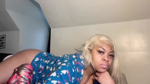 aunyxxx online show from February 7, 6:45 pm