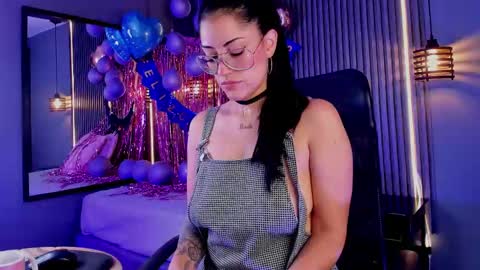 Aura online show from March 11, 12:39 pm