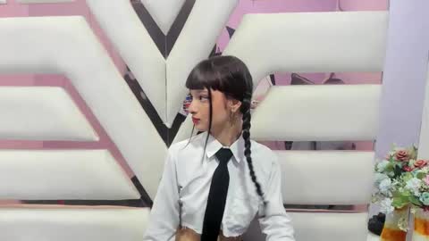 aurora online show from December 12, 3:27 pm