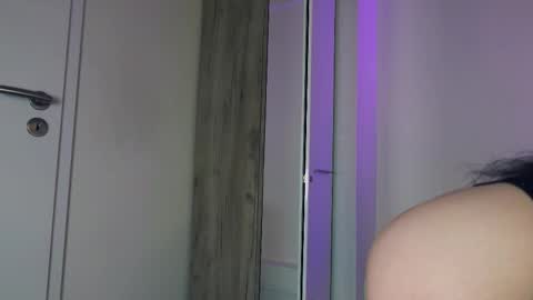 Aurora online show from February 24, 11:53 am