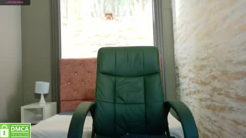 Aurora online show from September 15, 3:15 am