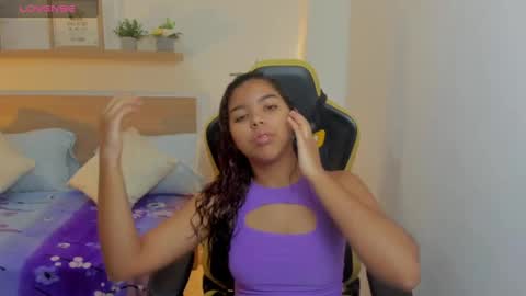 aurora_rodriguez online show from January 15, 12:15 pm