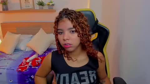 aurora_rodriguez online show from January 13, 12:13 pm