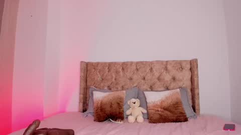 ...  ... online show from October 1, 8:03 pm