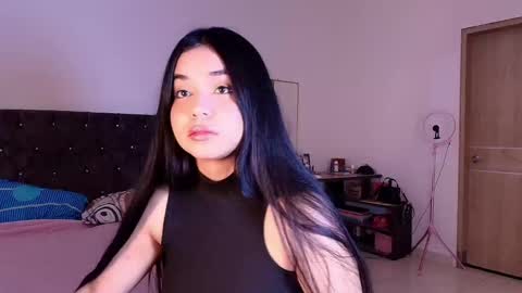 Aurora online show from December 15, 3:45 am