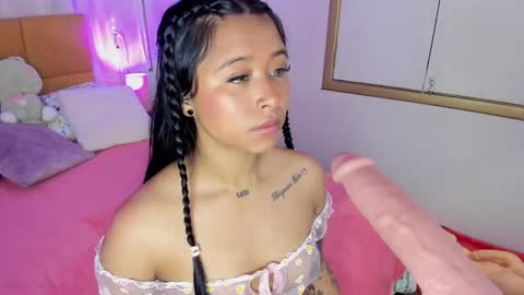 Aurora online show from October 10, 12:54 pm