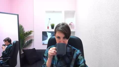 Aurora online show from March 11, 3:23 pm