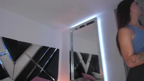 Ava Fontana online show from February 4, 8:17 pm