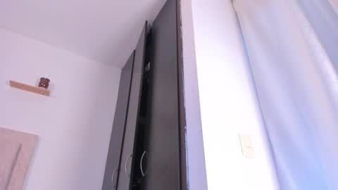 Avaline Help me reach 100 likes TRANSMISSION EVERY DAY FROM 39 PM online show from December 15, 11:12 am