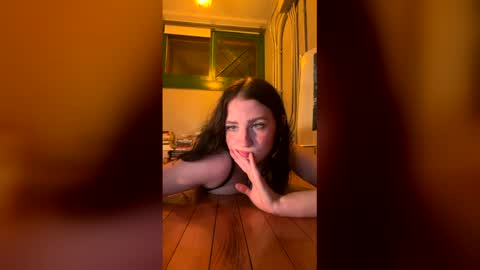 avallanchee online show from June 7, 8:32 am