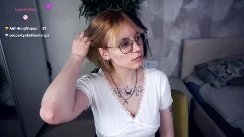 avaobierne online show from February 13, 7:26 pm