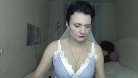 avasaturnian online show from November 9, 1:40 pm