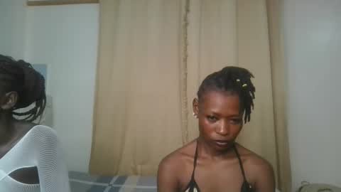 Avian online show from April 11, 6:22 pm