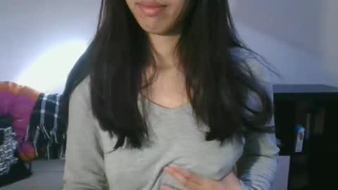 axue online show from November 9, 9:49 am