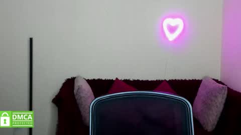 Jully online show from October 17, 5:43 am