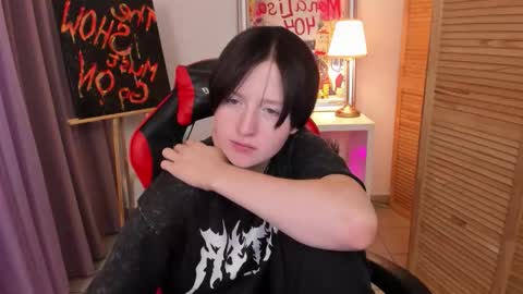 ayaks online show from September 10, 8:25 am