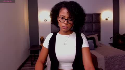 Ayleen online show from March 1, 2:23 pm