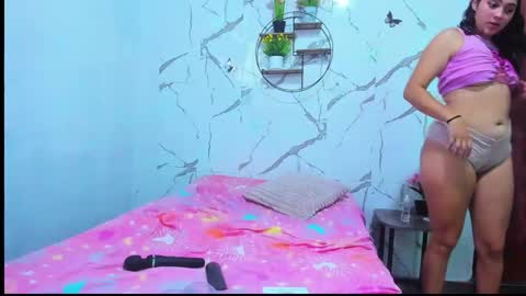 Aymy online show from December 16, 2:39 am