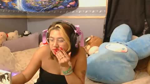 aznp1ea5er online show from April 10, 2:50 am