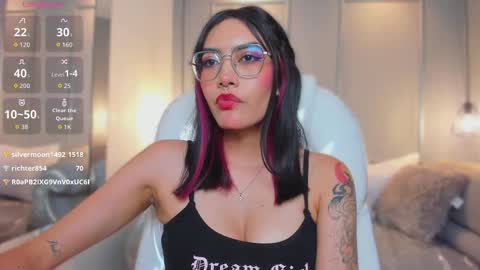 Azura online show from March 5, 11:11 pm