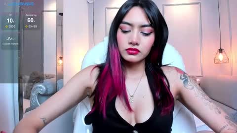 Azura online show from February 11, 7:27 pm