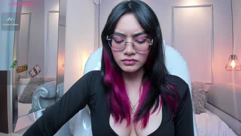 Azura online show from January 14, 7:43 pm