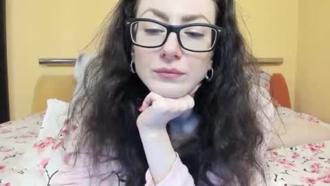 babby_jewel online show from December 4, 11:45 am