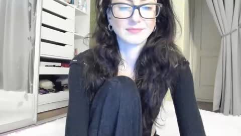 babby_jewel online show from November 22, 12:30 pm