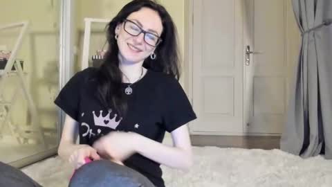 babby_jewel online show from February 2, 11:08 am