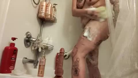 baby_dolltiff85 online show from April 6, 5:30 am