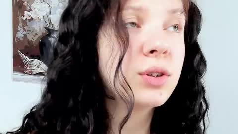 Evalena maybe just Eva online show from September 22, 5:28 am