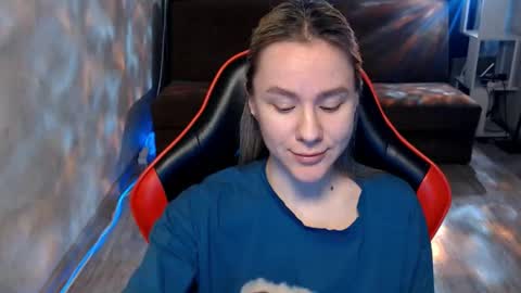 baby_kitte online show from March 23, 3:45 am