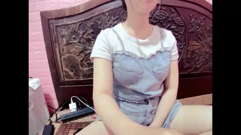 Thu yana online show from December 21, 1:26 pm