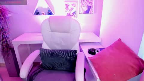 Baby Vellvett online show from February 12, 3:03 pm