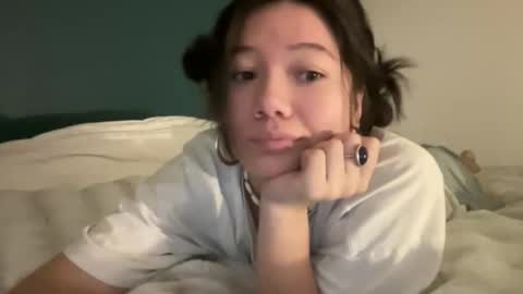 ava online show from January 9, 7:51 pm